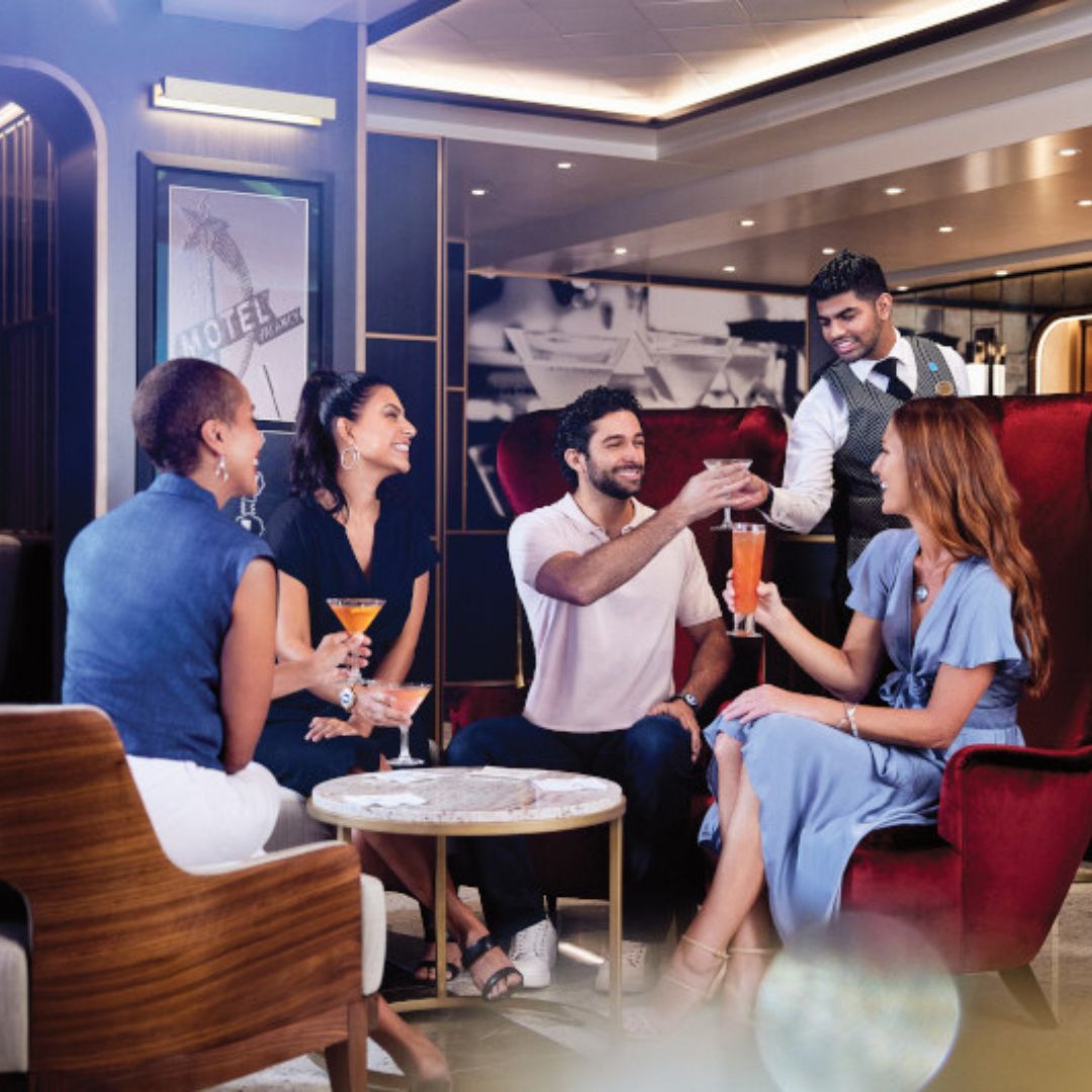 cruise entertainment.jpg